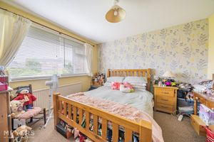 Bedroom - click for photo gallery